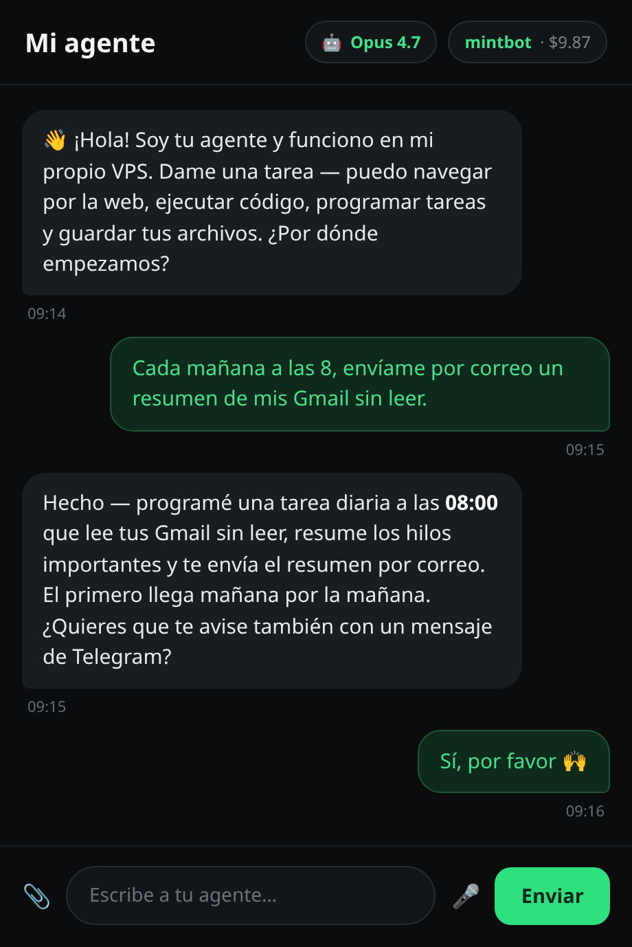 El chat del agente respondiendo, con “Opus 4.8” en la píldora del modelo